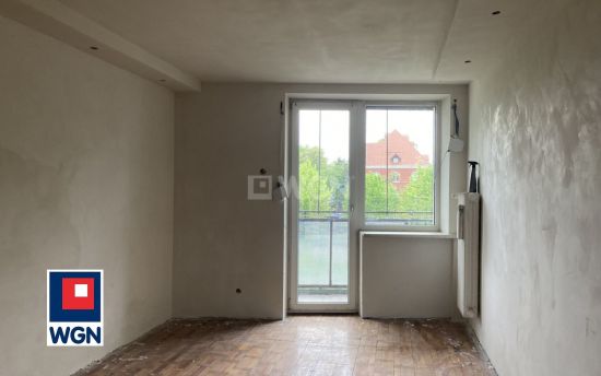 Mieszkanie na  sprzedaż Ostrów Wielkopolski - Mieszkanie w centrum pierwsze piętro